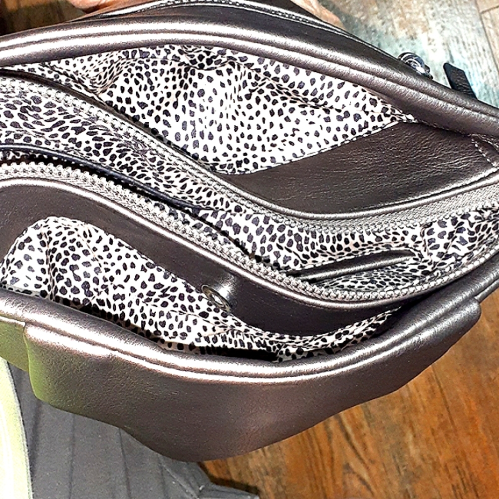 Sole Society Brown Bag With Chain Strap - Picture 4 of 4